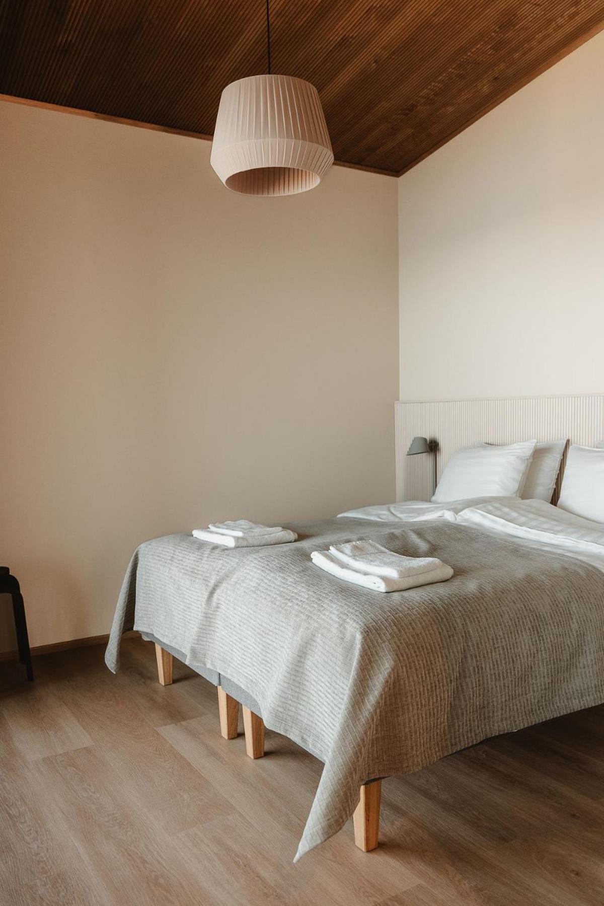 Villa Strandis Smokehouse & Resort, *